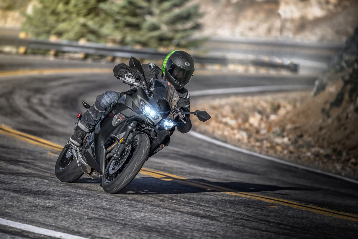 Nieuwe 2026 kleuren voor populaire Kawasaki Ninja 650
