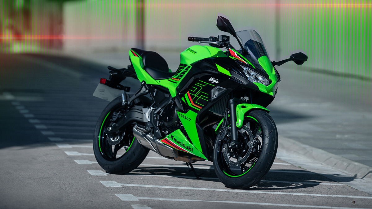 Kawasaki onthult nieuwe kleuren voor de 2024 Ninja 650