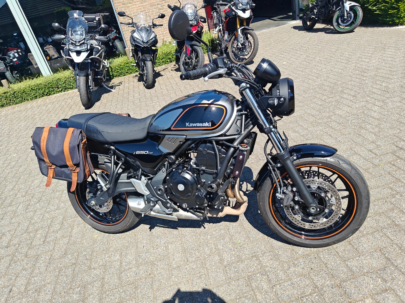 Z650RS