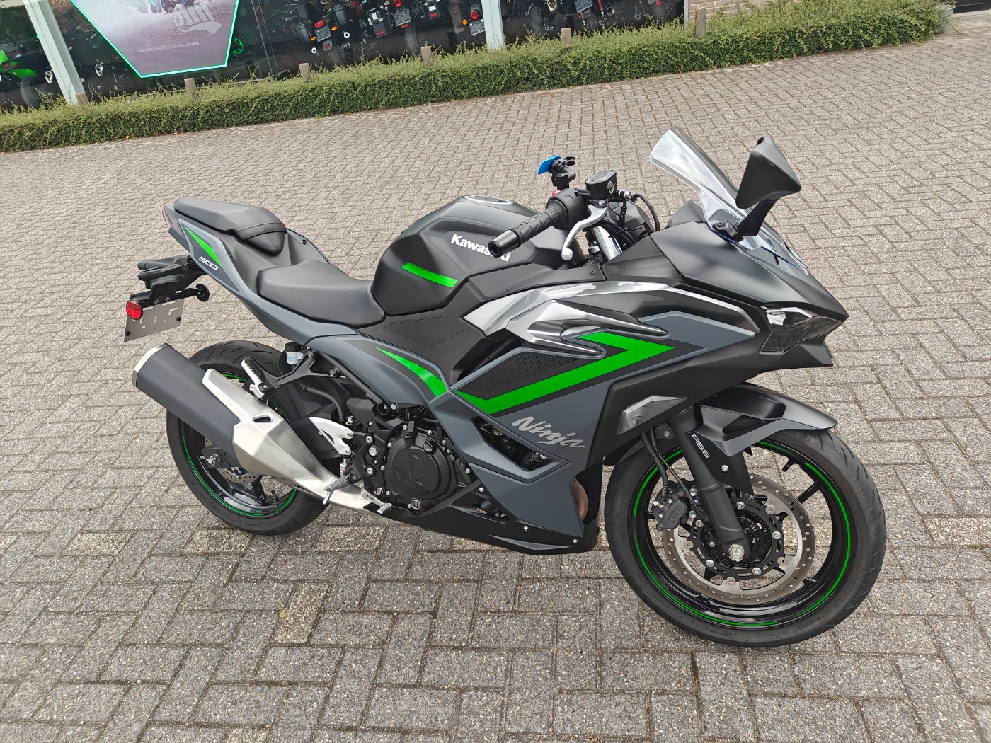Ninja 500se