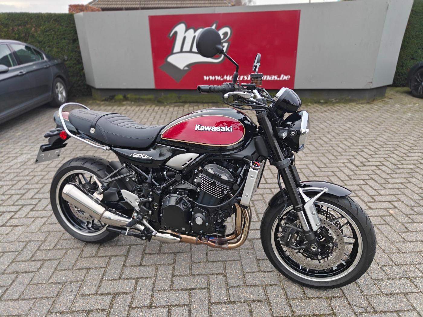 Z900RS