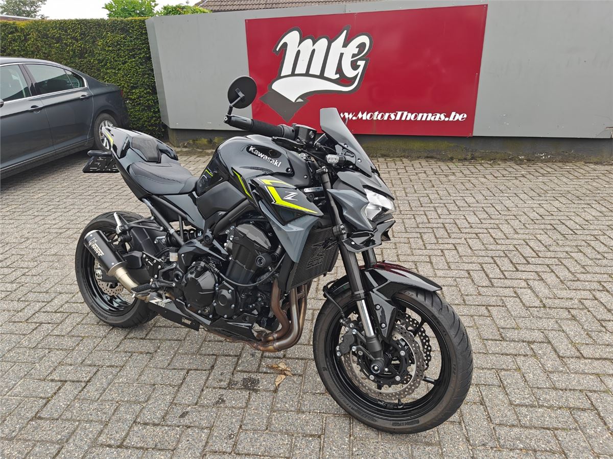 Z900